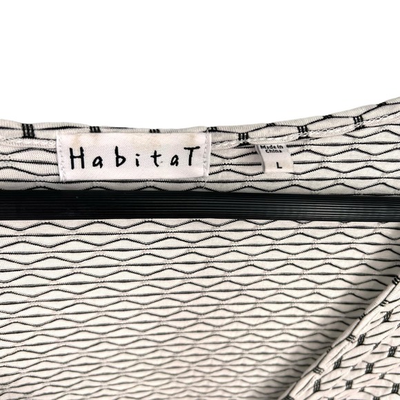 Habitat Sz Large Wearable Art Abstract White Black Blouse Shirt Top Artsy Cozy - Picture 2 of 7